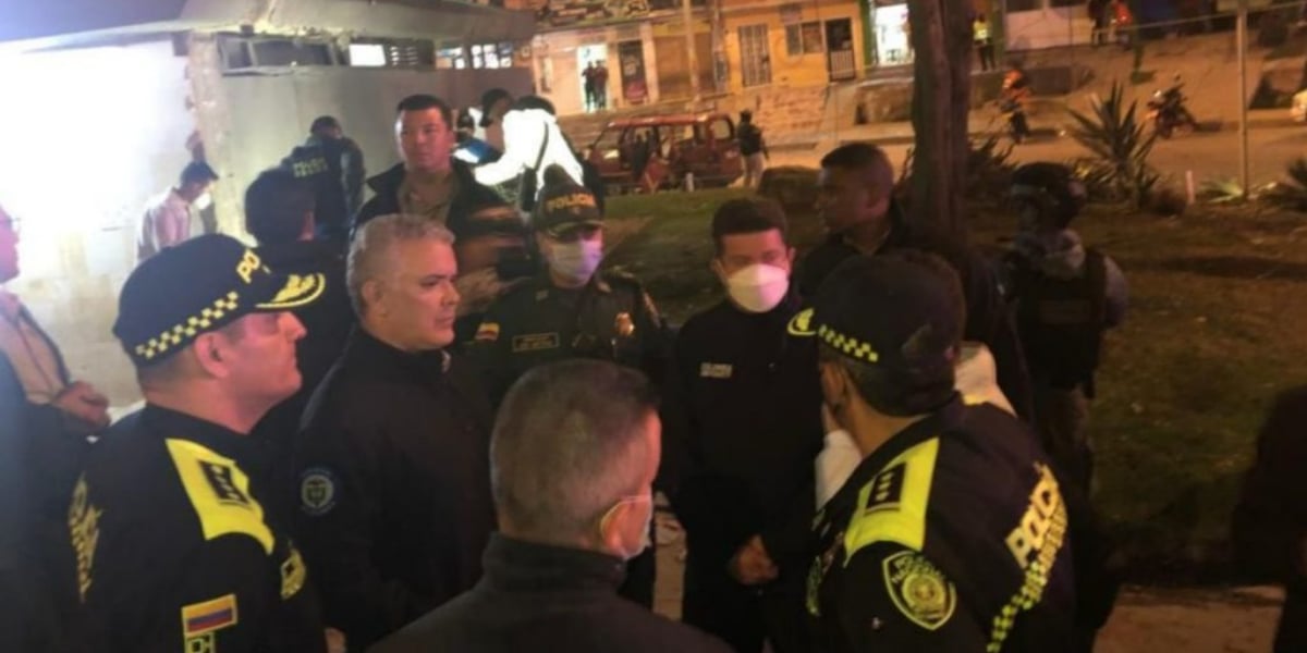 Second child dies from explosion outside Colombian police post