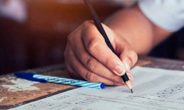 Sri Lanka to go ahead with examinations amidst paper shortage