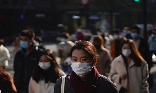 Chinese mainland reports 102 new local COVID-19 cases