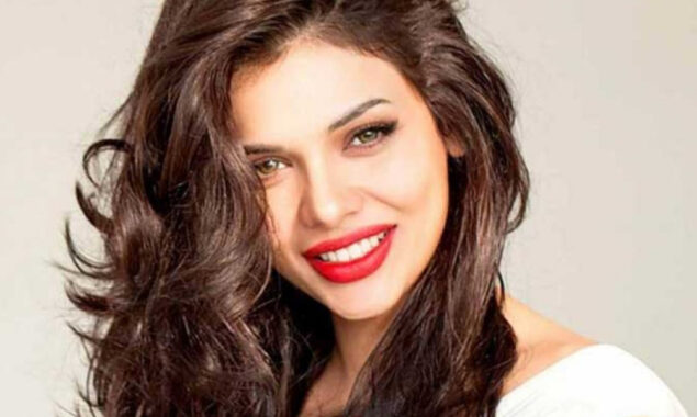 Sara Loren's