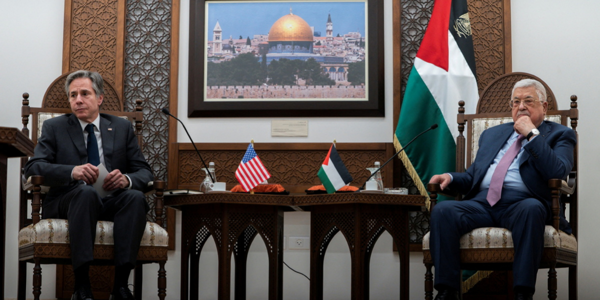 Palestinian president urges to end Israeli occupation in talks with Blinken