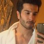 Feroze Khan gives royal vibes in latest photoshoot