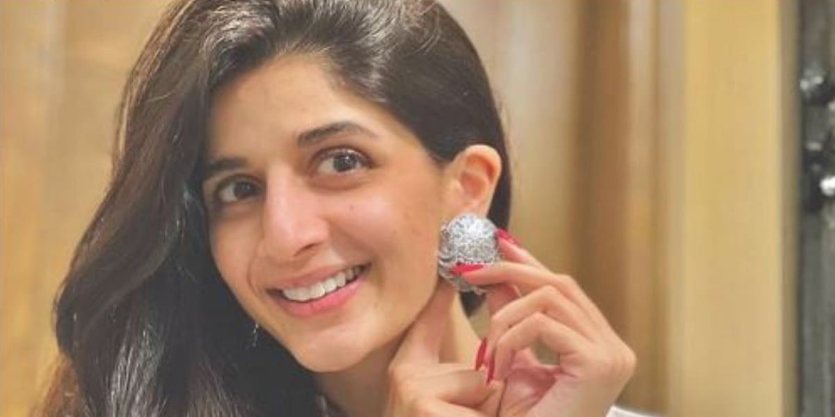 Mawra Hocane's