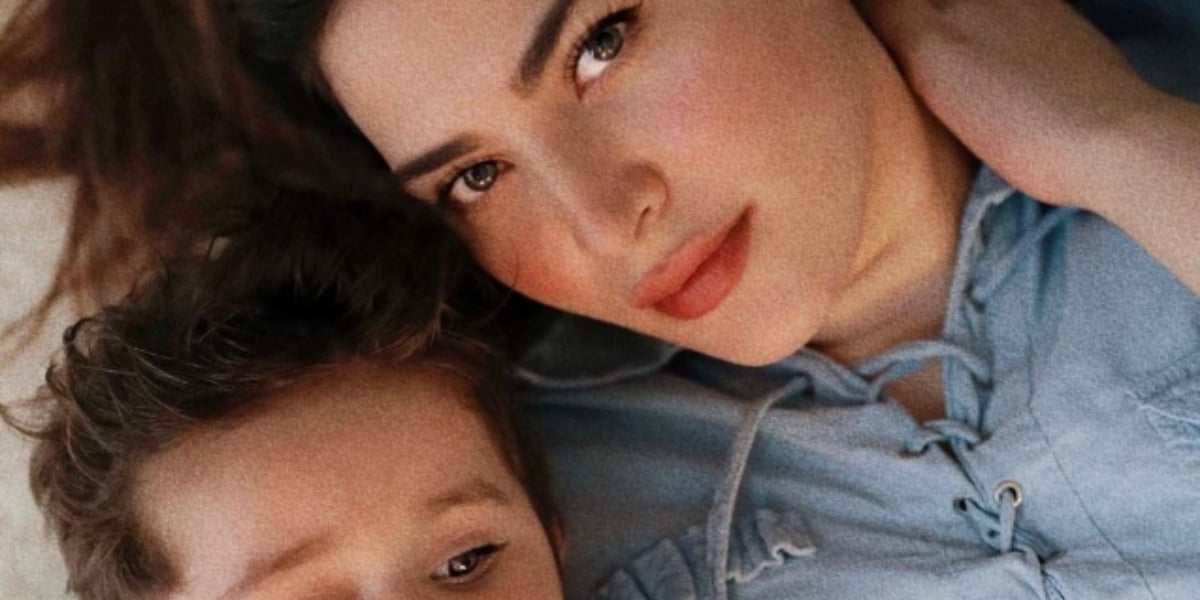Naimal Khawar shares a sweet photo with her kid