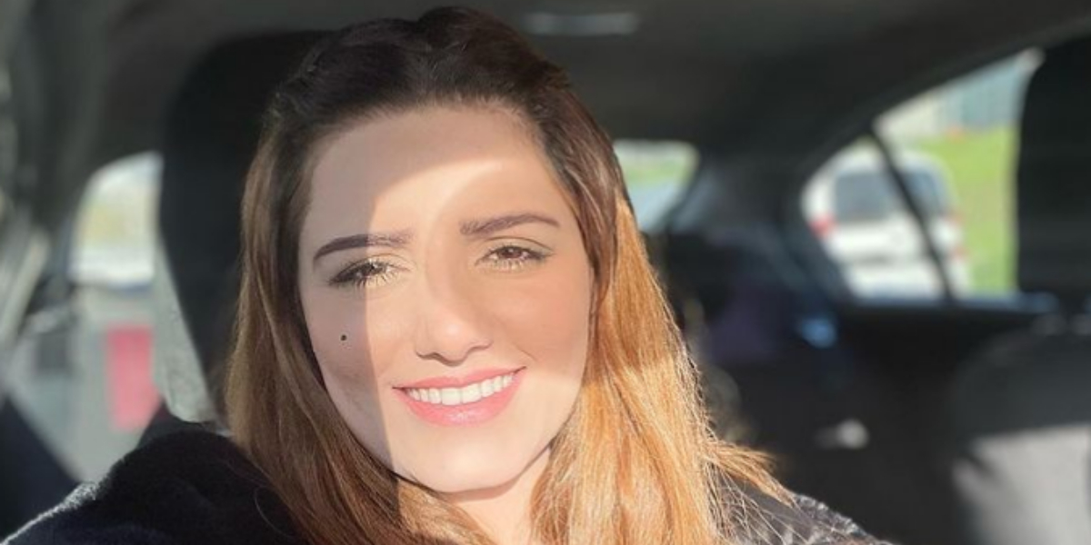 Sundal Khattak looks stunning in red outfit