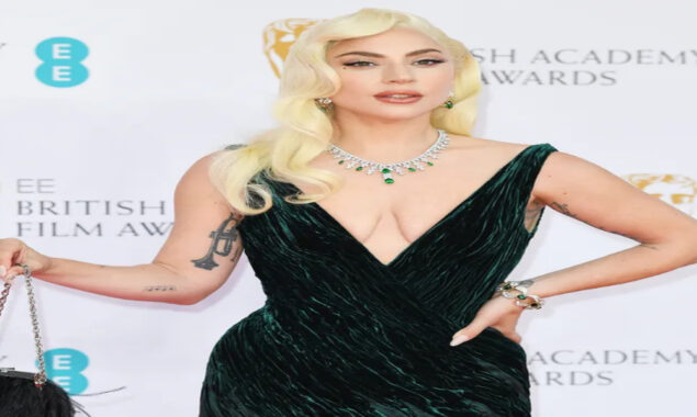 Lady Gaga went for the classic Hollywood look at the BAFTA Awards
