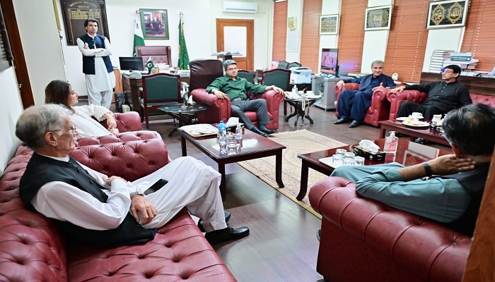 PTI MQM