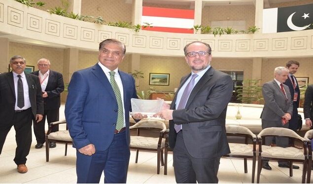 Austrian minister, Wapda chairman discuss mega projects in water and hydropower sectors