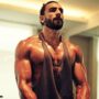 When Ranveer Singh flaunted his chiselled physique in this fierce photo
