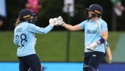 Revitalised England eye World Cup semis after romp past Pakistan
