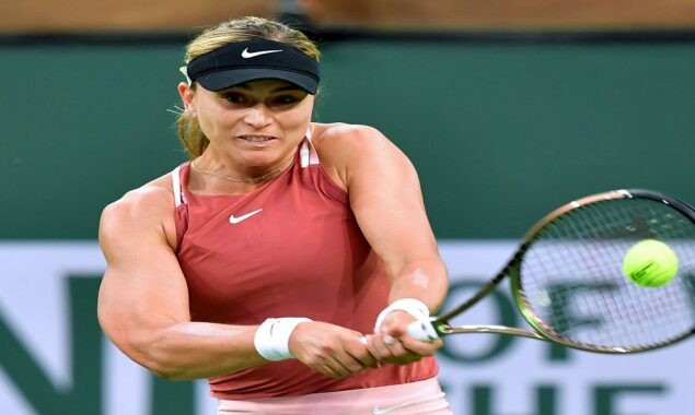 Defending champion Badosa, Swiatek reach Indian Wells quarter-finals