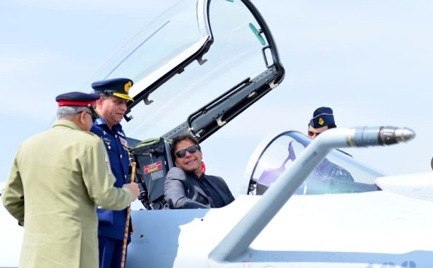 PM Imran inspects J-10C Fighter Jets after their formal induction into PAF