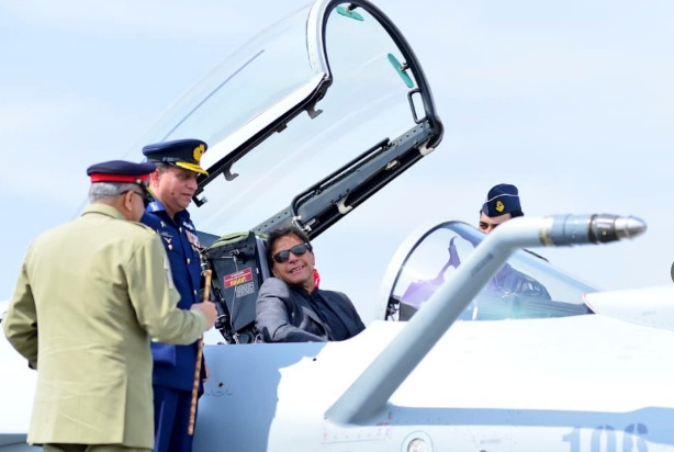 PM Imran inspects J-10C Fighter Jets after their formal induction into PAF