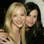 Lisa Kudrow and Courteney Cox reunite on the premiere of Shining Vale