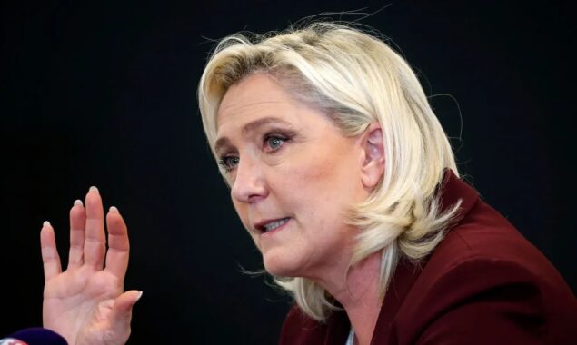 Marine Le Pen opposes Russian gas sanctions