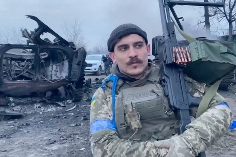 Warstache