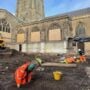 Burials discovered under Leicester Cathedral
