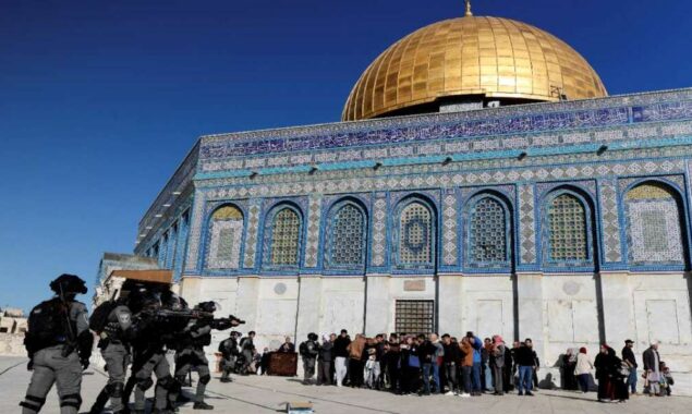 The violence in Jerusalem puts Israel’s shaky coalition government under strain