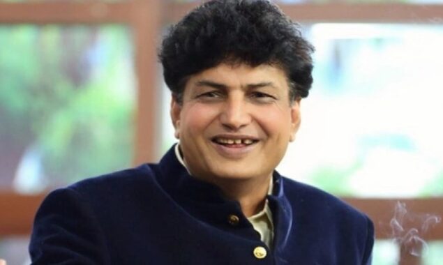 In ‘Sadqay Tumhare,’ Khalilur Rehman Qamar criticises himself for casting Mahira Khan