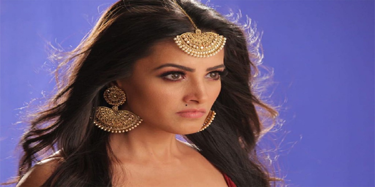 ANITA HASSANANDANI