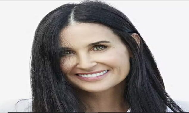 In the midst of her romance with Daniel Humm, Demi Moore’s family thinks she would be heartbroken