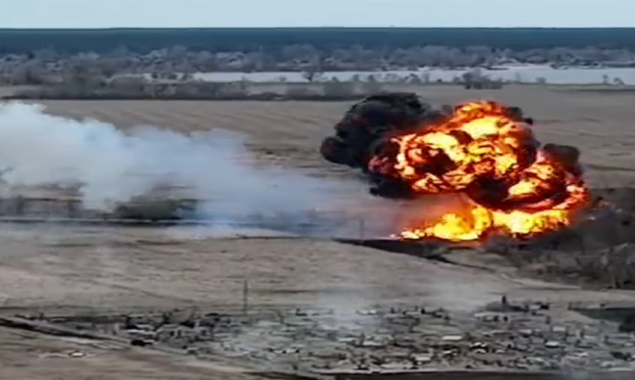 Ukrainians publish photos of a burning state-of-the-art Russian fighter jet