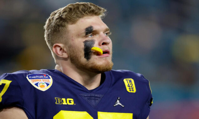 NFL Draft: Detroit Lions take Aidan Hutchinson with no. 2 overall pick