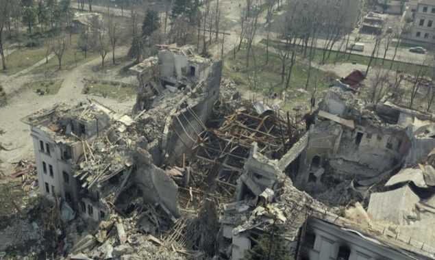 Ukraine: More than 10,000 people dead