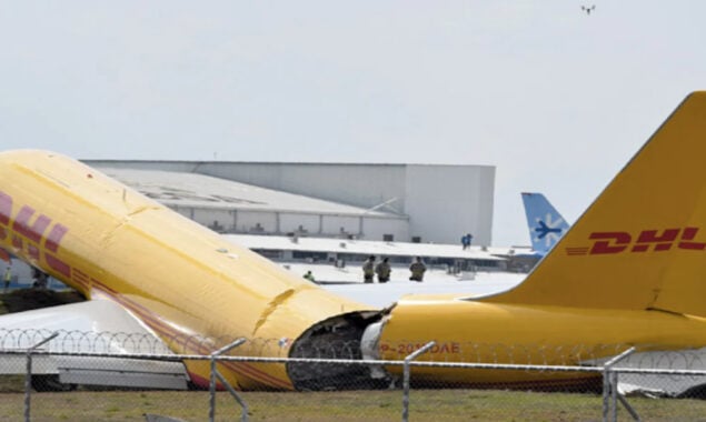 Cargo plane splits in two emergency landing in Costa Rica