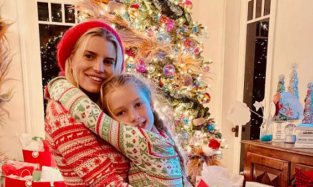 Daughter Maxwell 9 teaches her a lot about Self Says, Jessica Simpson