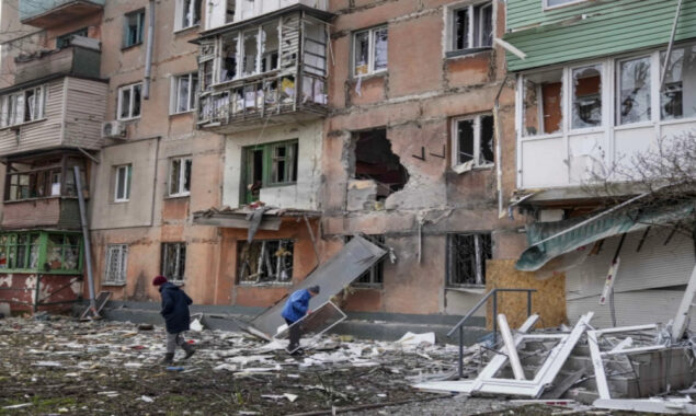 Mariupol civilians to be evacuated