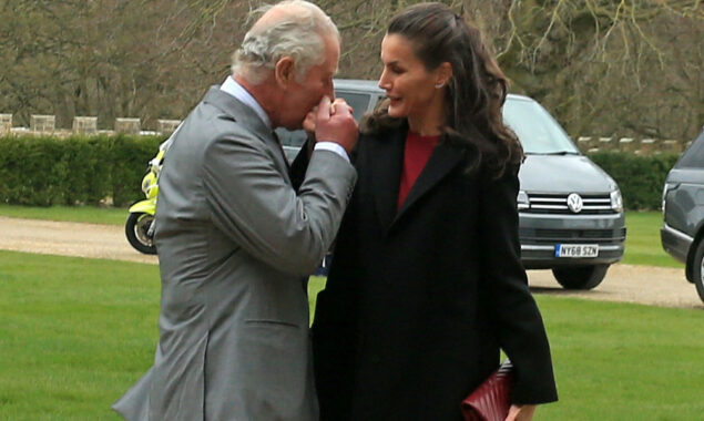 With kissing hand & cheek, Prince Charles astounds Queen Letizia of Spain: His gesture elicited reactions from fans and professionals