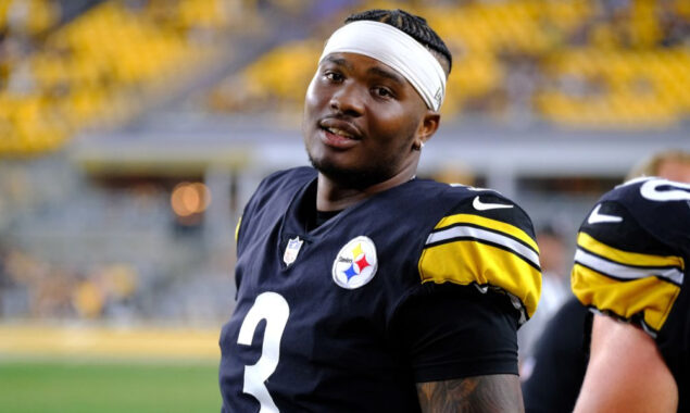 Pittsburgh Steelers quarterback Dwayne Haskins dies after being hit by car