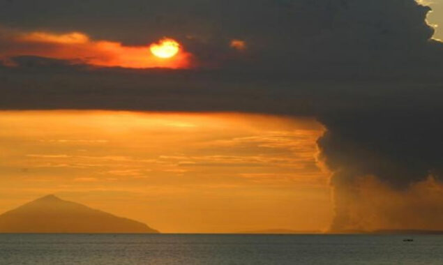 Indonesia raises alert for Krakatoa’s volcano