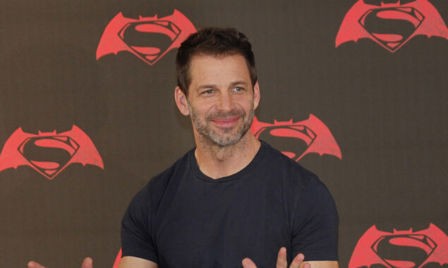 Nasty Marvel vs. DC Fight Avengers Fans Defeated Zack Snyder Fans on Twitter!