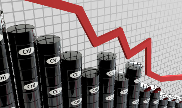 Oil prices falling as China’s COVID outbreak reaches new heights