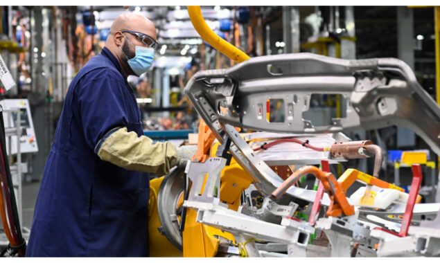 Automaker bounce boosts US industrial manufacturing