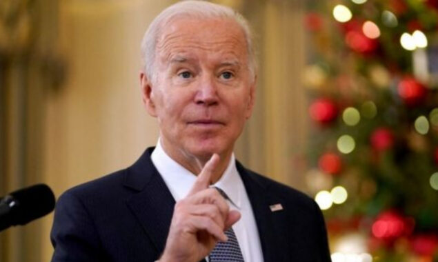 Biden visits Seattle on Earth day