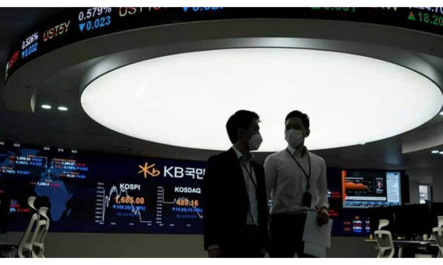 Global markets plunge on hawkish Fed