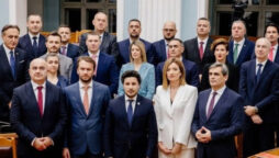 Montenegro’s parliament accepts new minority government led by Abazovic