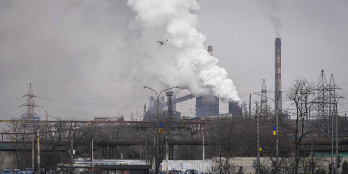 Ukraine claims Russia is paying a price in east, and Mariupol fighters want evacuation