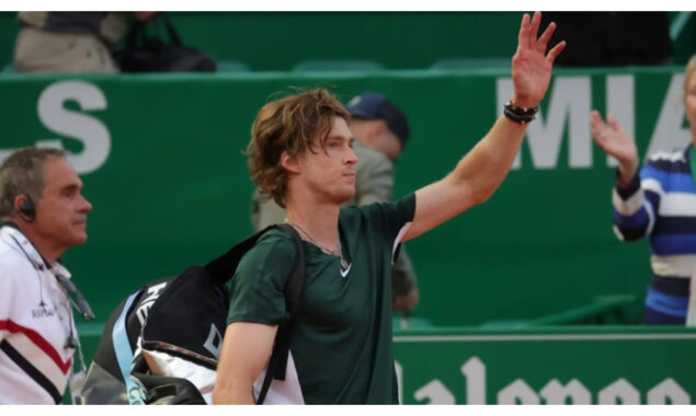 Wimbledon chiefs say ‘no viable alternative’ to Russia player ban