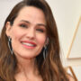 Jennifer Garner gets early birthday surprise from Donny Osmond