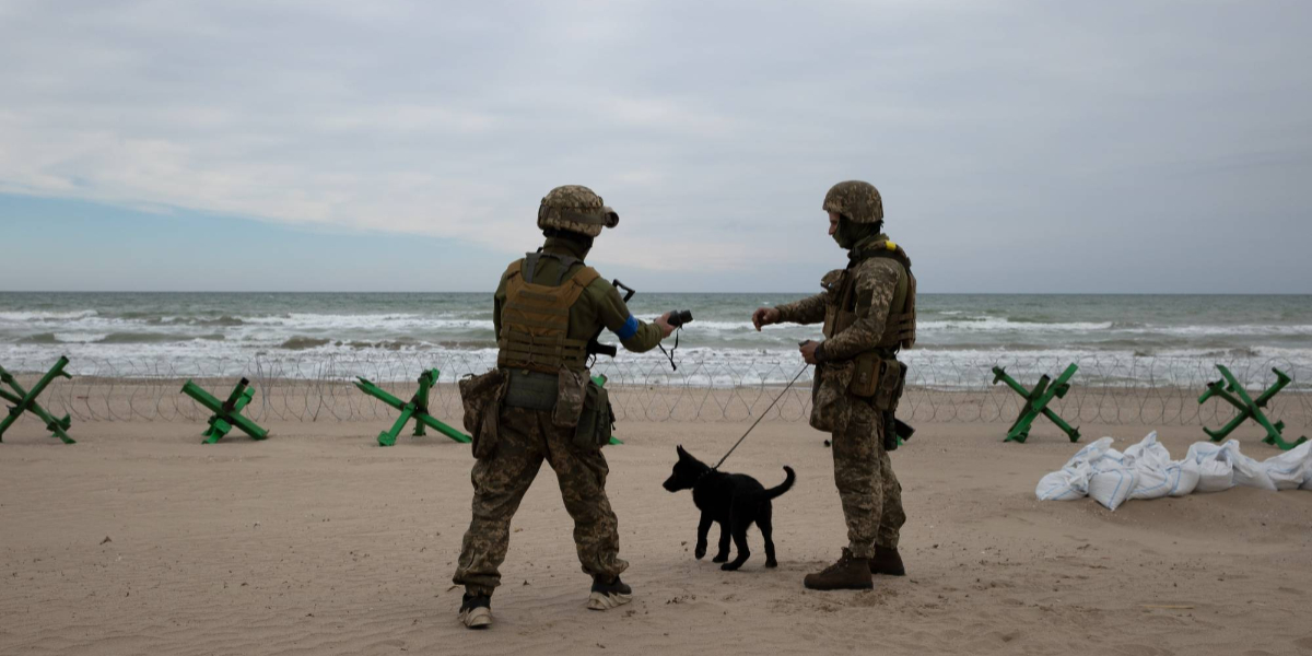 Russian attack on Odesa from the sea is hampered by readiness of Ukraine's army and a sea storm  
