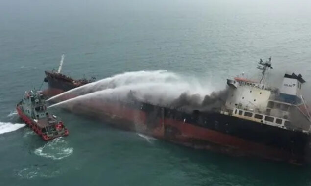 1 dead, 6 injured in oil tanker explosion east of Hong Kong