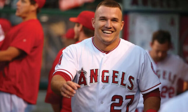 Mike Trout injury status updated to “day-to-day” after getting hit in hand by pitch