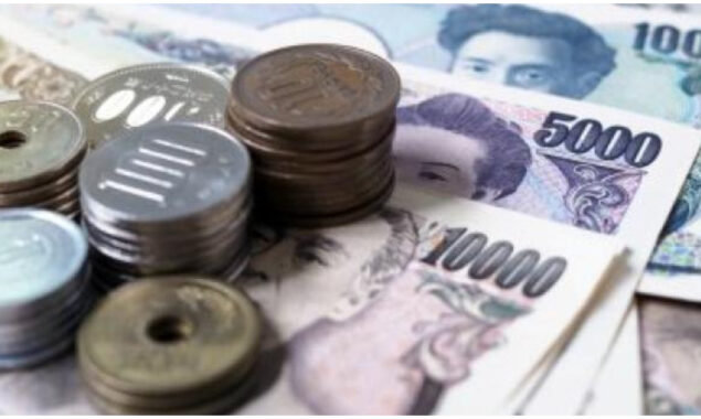 Japanese yen at 20-year low policy separation dealing