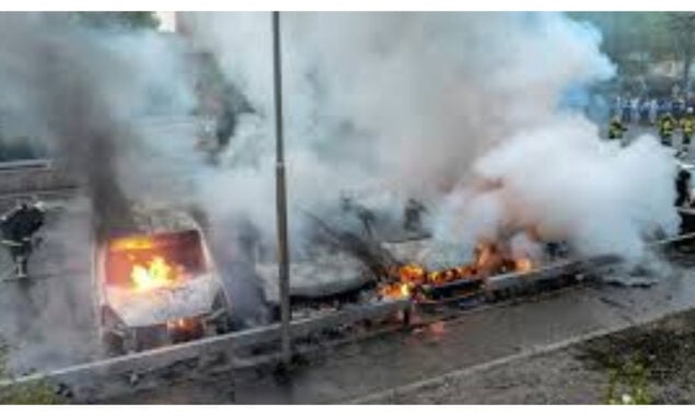 Three police injured after riot in Sweden