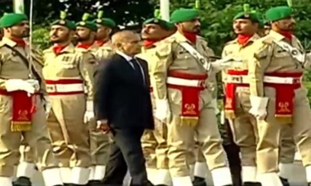PM Shehbaz Sharif given guard of honuor at PM House