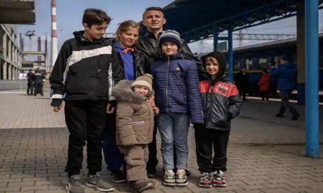 From Mariupol to Kiev on foot – Ukraine family’s epic escape